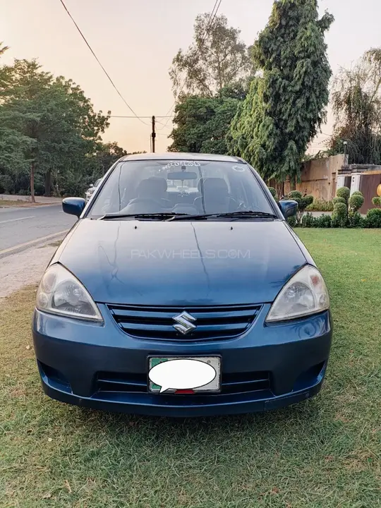 Suzuki Liana