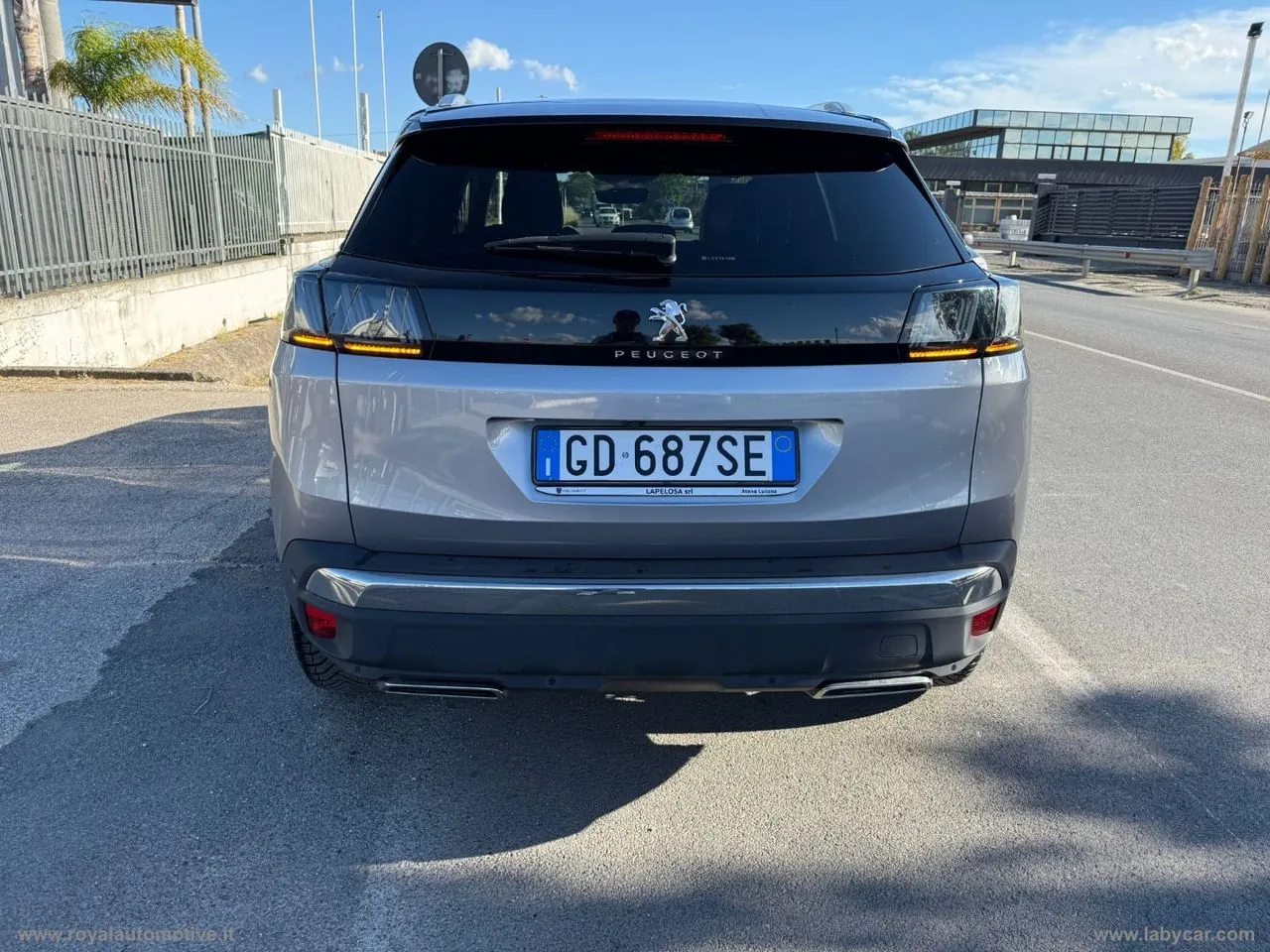 Peugeot 3008 2021 photo 2