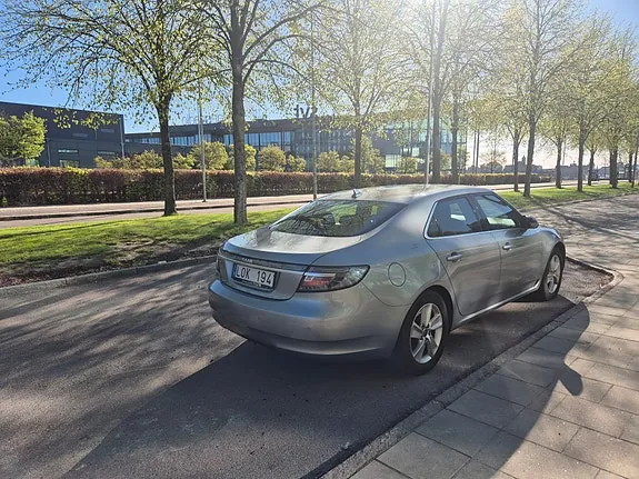 Saab 9-5 2011 photo 5