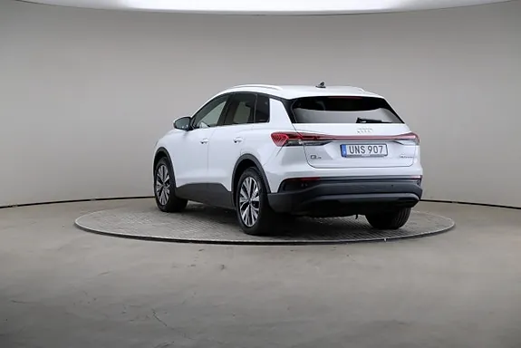 Audi Q4 E-Tron 2023 photo 2
