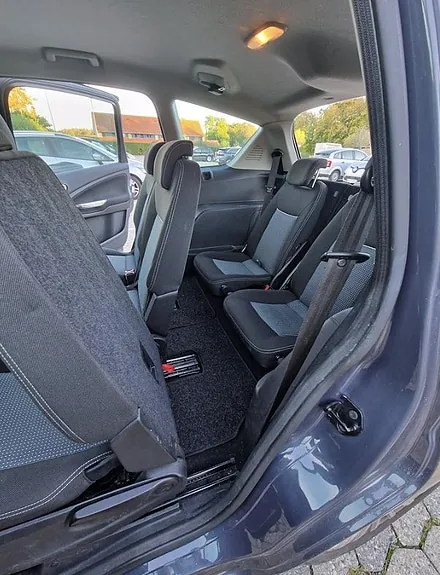 Ford S-Max 2012 photo 5