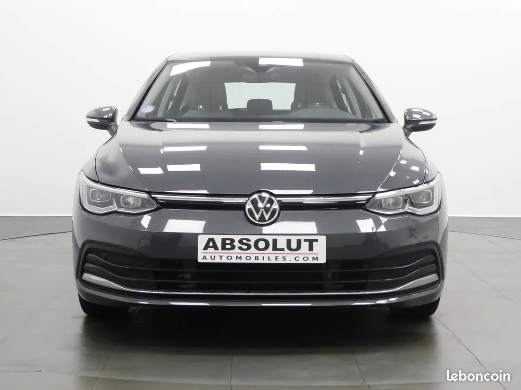 Volkswagen Golf 2022 photo 2