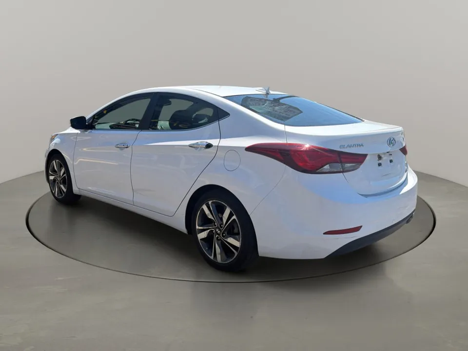 Hyundai Elantra 2014 photo 3