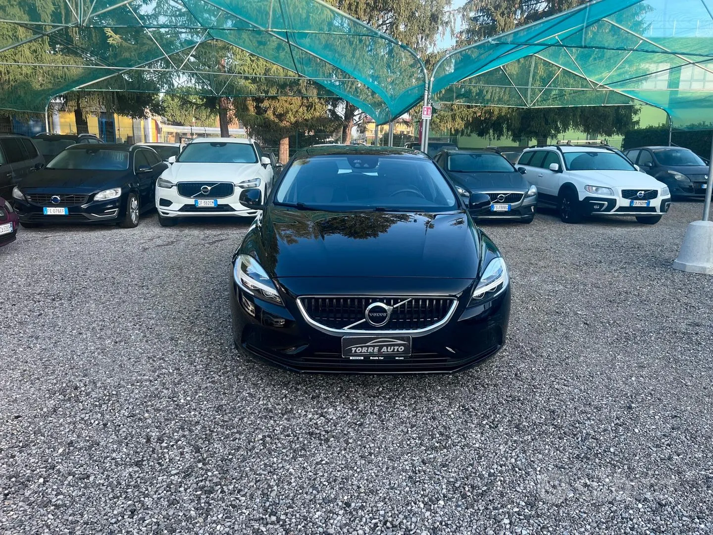 Volvo V40 2019 photo 2