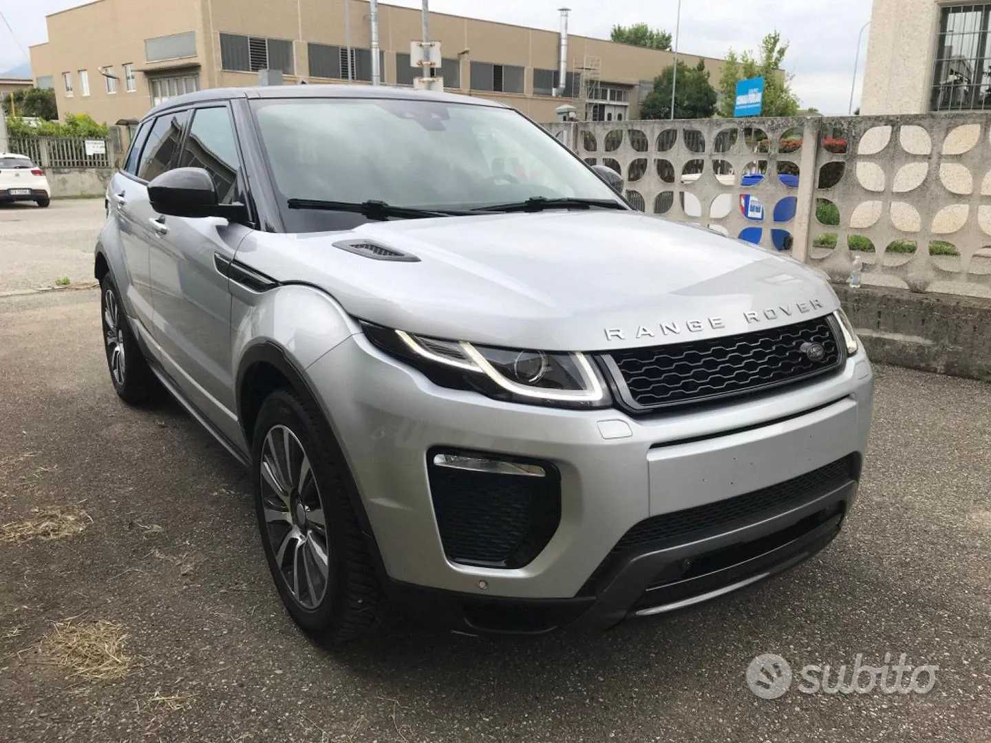 Land Rover Range Rover Evoque 2017 photo 5