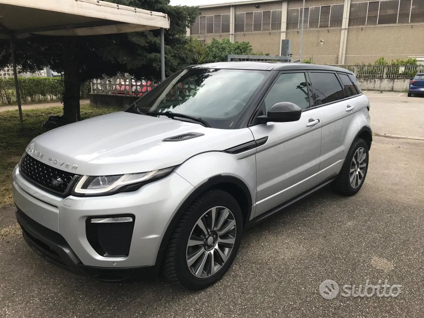 Land Rover Range Rover Evoque 2017 photo 2