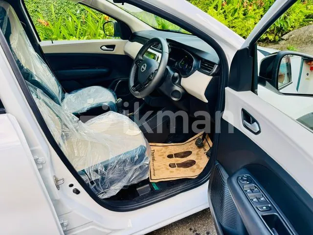 Nissan Gravite 2026 photo 2