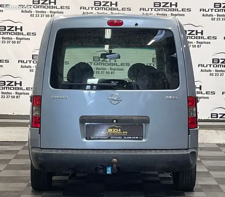 Opel Combo 2009 photo 2