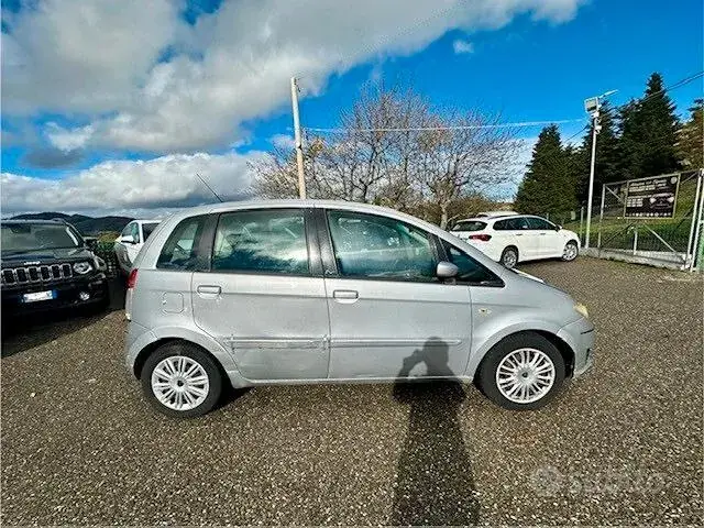 Lancia Musa 2008 photo 5
