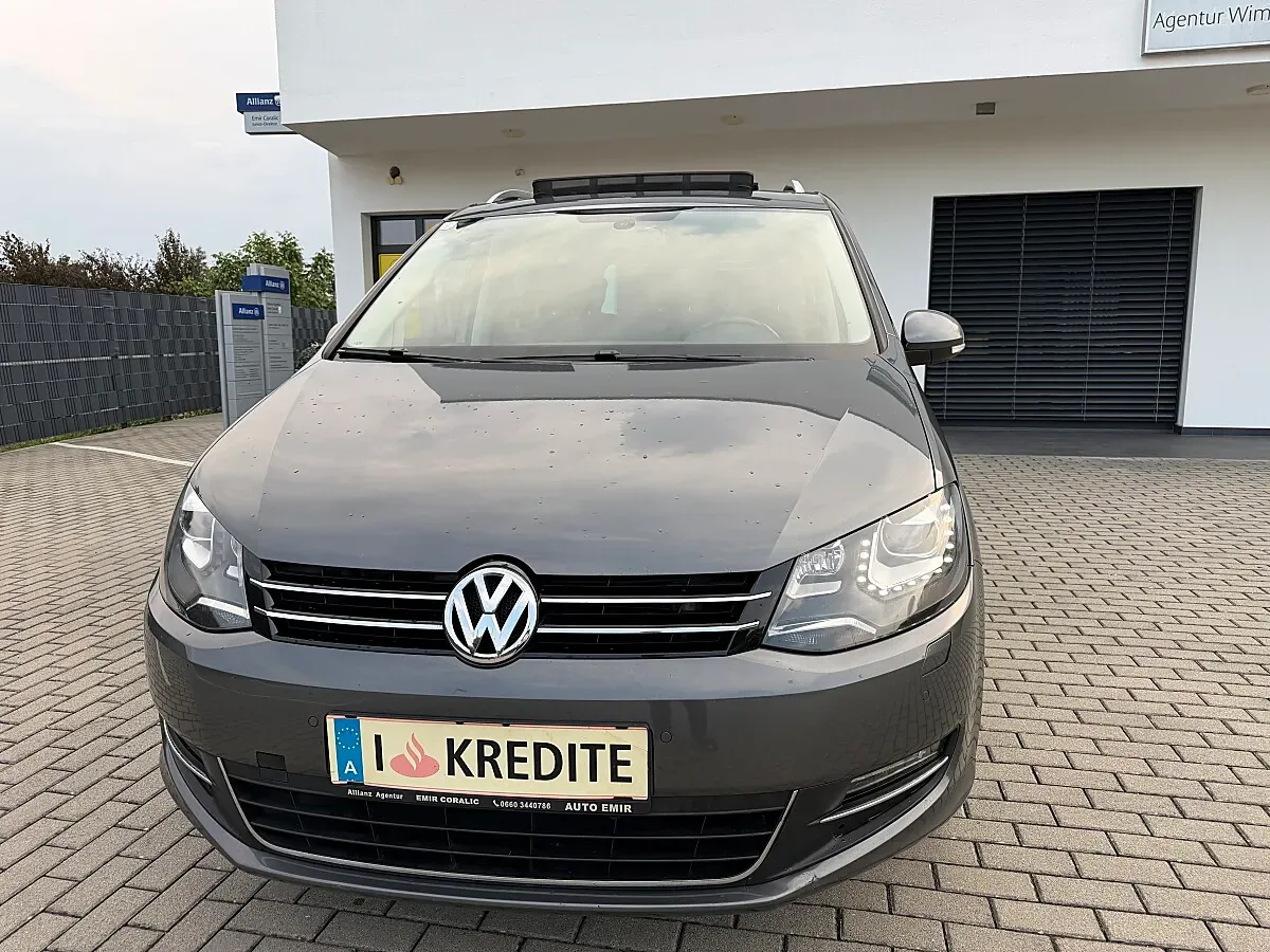 Volkswagen Sharan 2012 photo 2