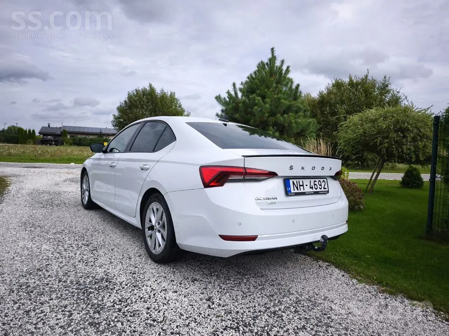 Skoda Octavia 2022 photo 2