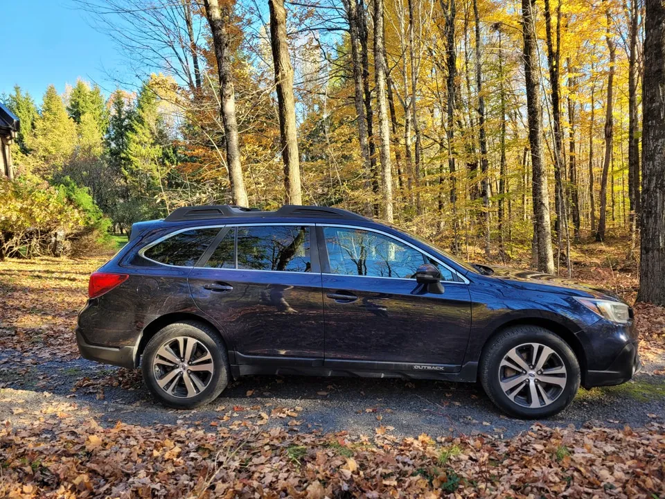Subaru Outback 2018 photo 3