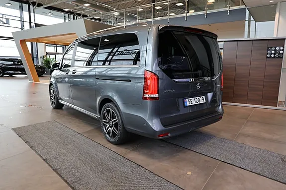 Mercedes-Benz V300 2023 photo 4