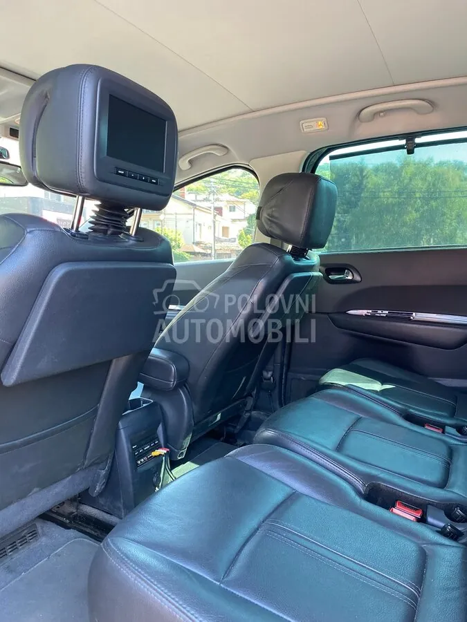 Peugeot 5008 2013 photo 2