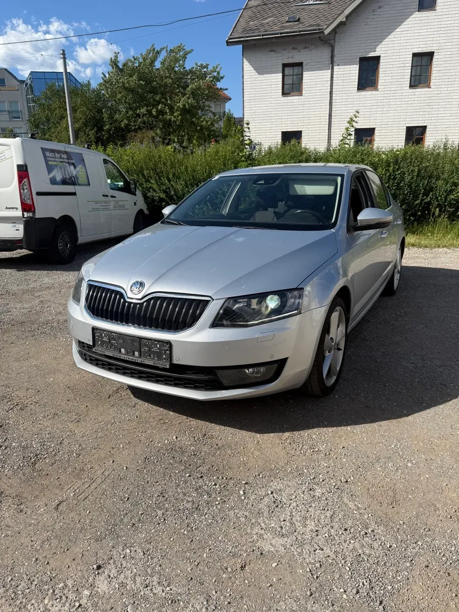 Skoda Octavia 2013 photo 3