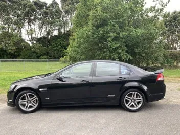 Holden Commodore 2010 photo 5