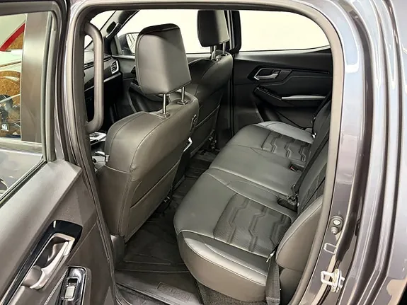 Isuzu D-Max 2023 photo 5