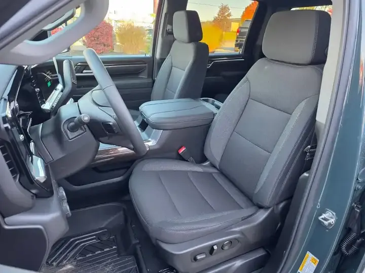 Chevrolet Silverado 2500 2026 photo 4