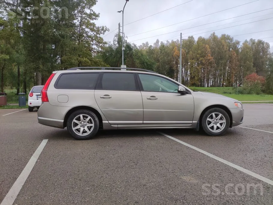 Volvo V70 2008 photo 5