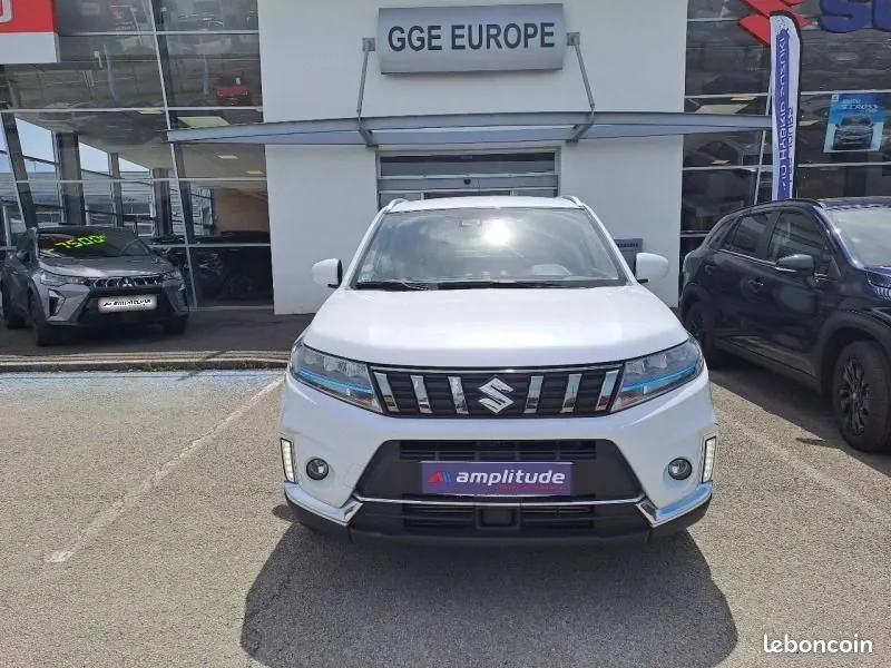 Suzuki Vitara 2023 photo 2