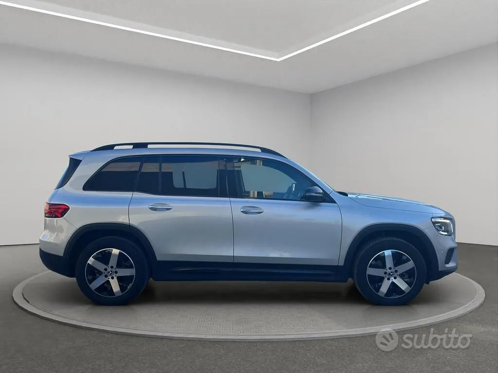 Mercedes-Benz Glb 2023 photo 5