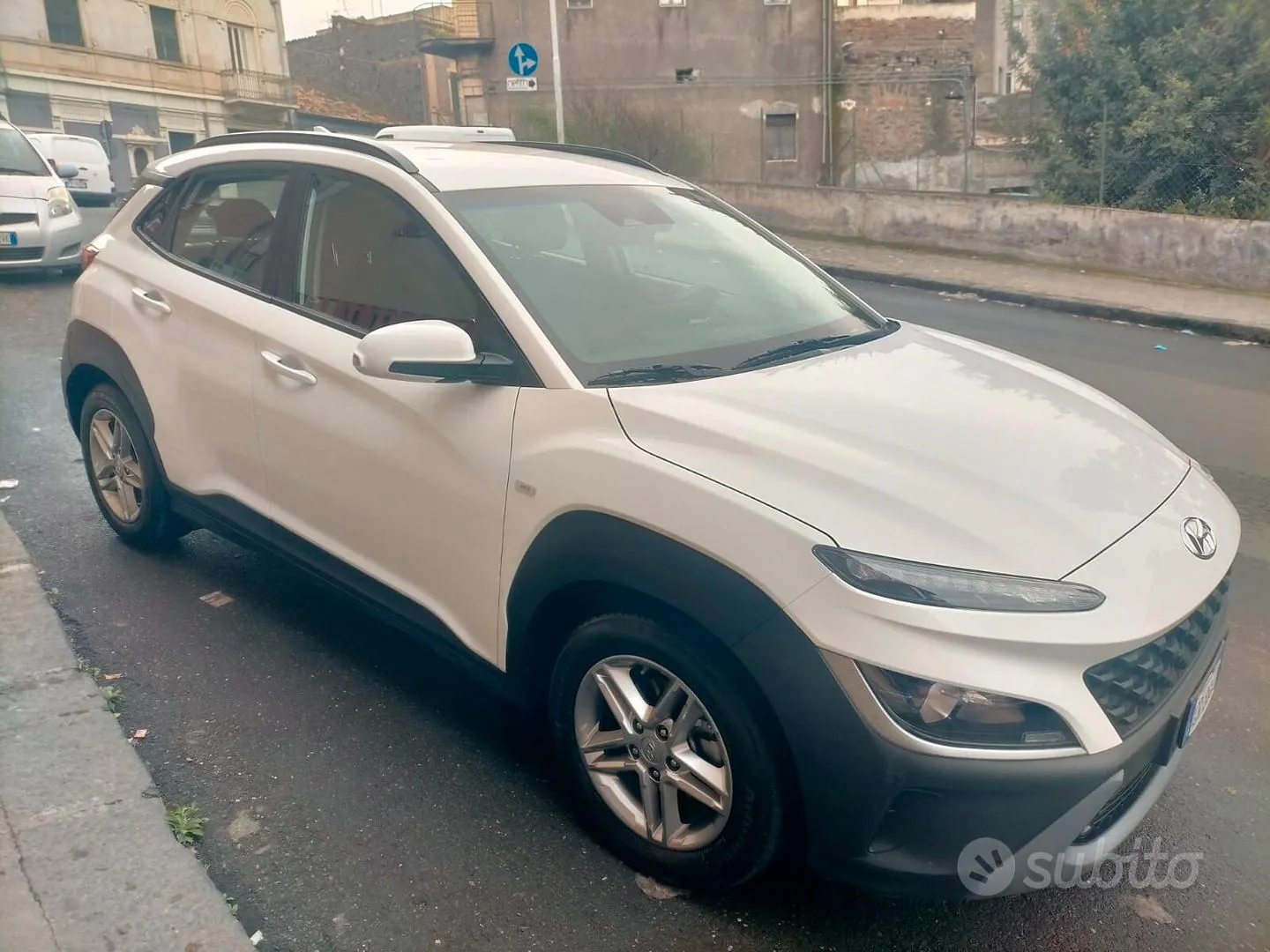 Hyundai Kona 2021 photo 2