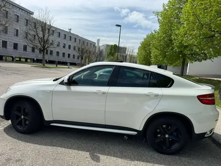BMW X6 2010 photo 3