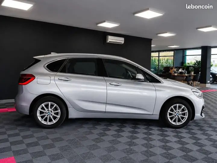 BMW Série 2 2018 photo 2