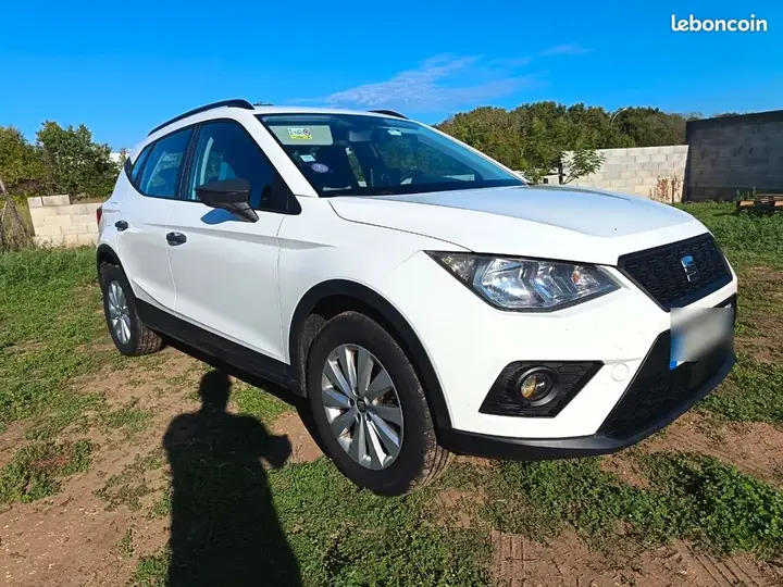 Seat Arona 2018 photo 3
