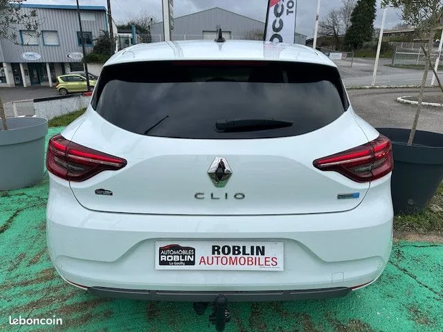 Renault Clio 2023 photo 4