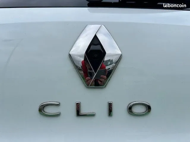 Renault Clio 2023 photo 5