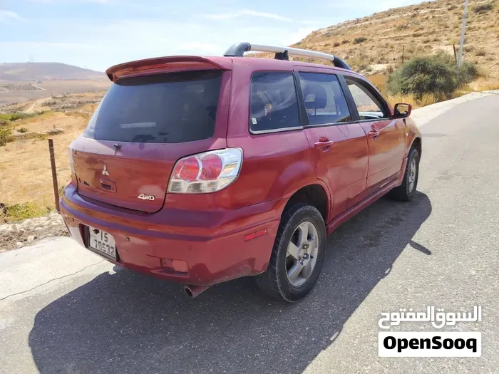 Mitsubishi Outlander 2003 photo 2