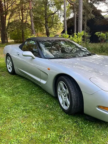 Chevrolet Corvette 1999 photo 3