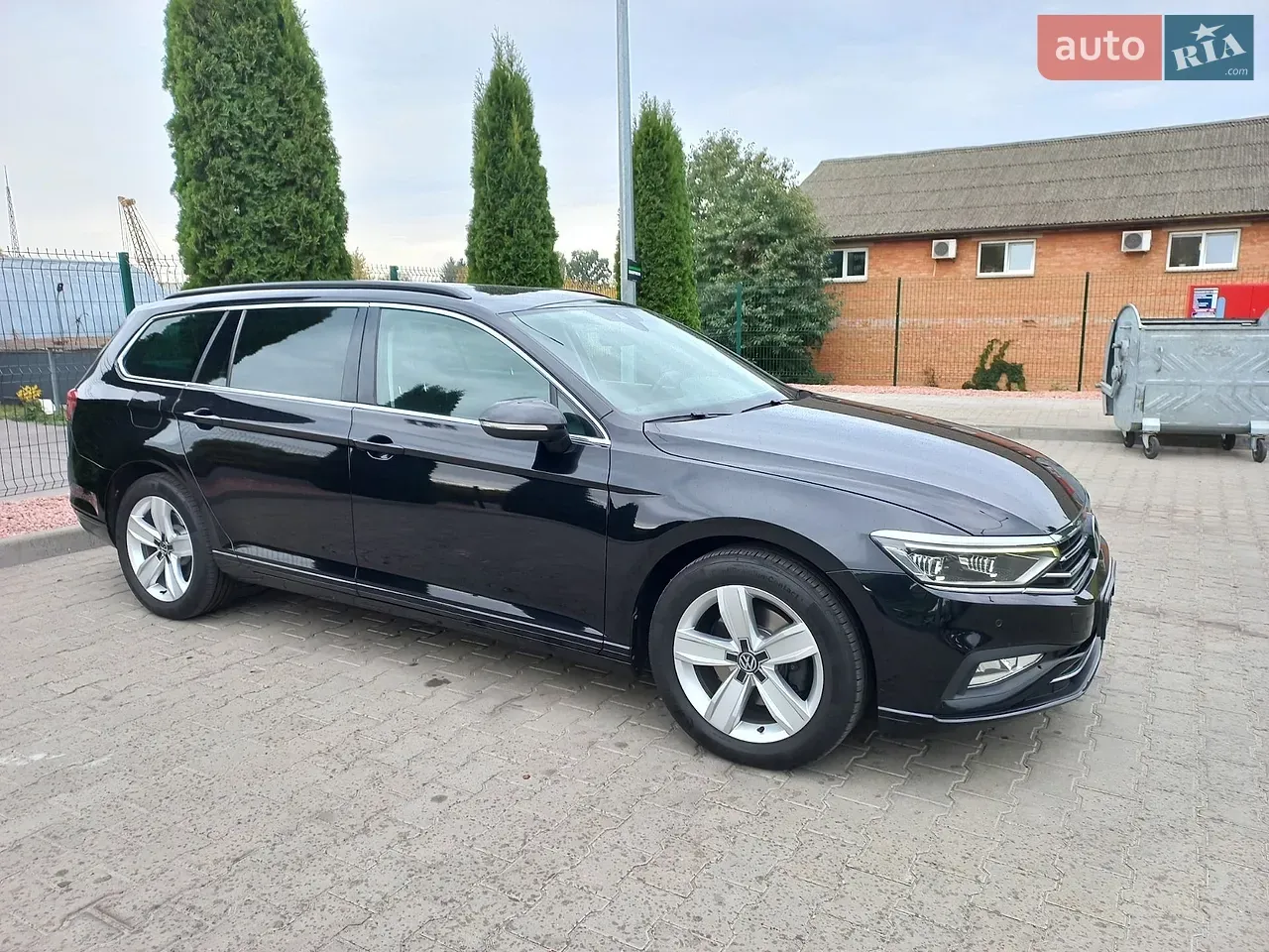 Volkswagen Passat 2021 photo 3