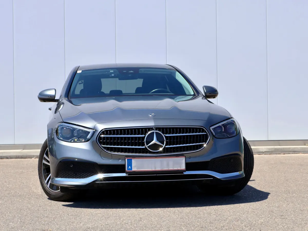 Mercedes-Benz E-Class 2020 photo 2