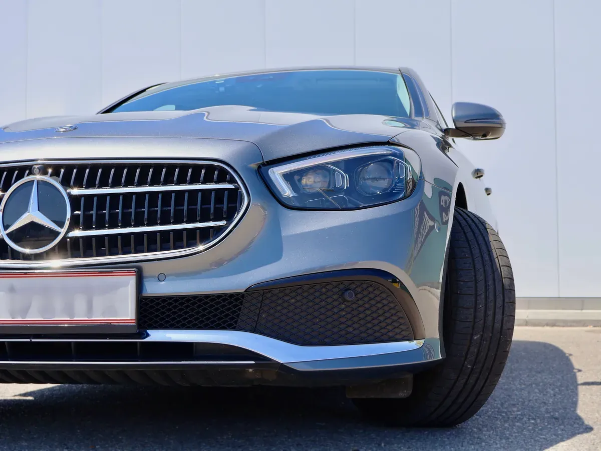 Mercedes-Benz E-Class 2020 photo 3