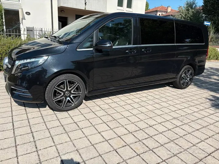 Mercedes-Benz V 250D 2022 photo 5