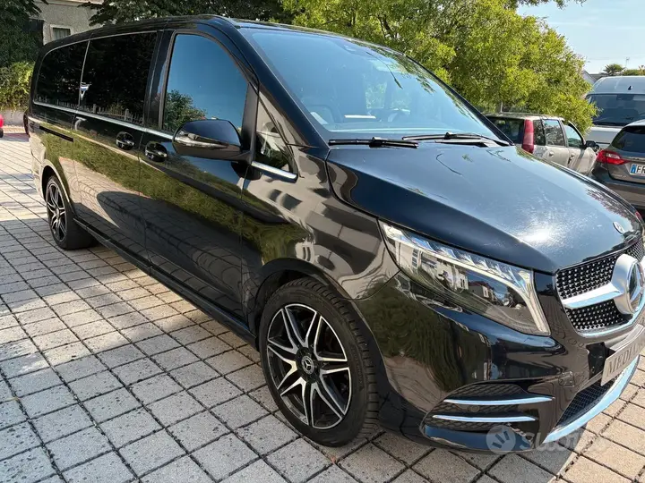 Mercedes-Benz V 250D 2022 photo 4