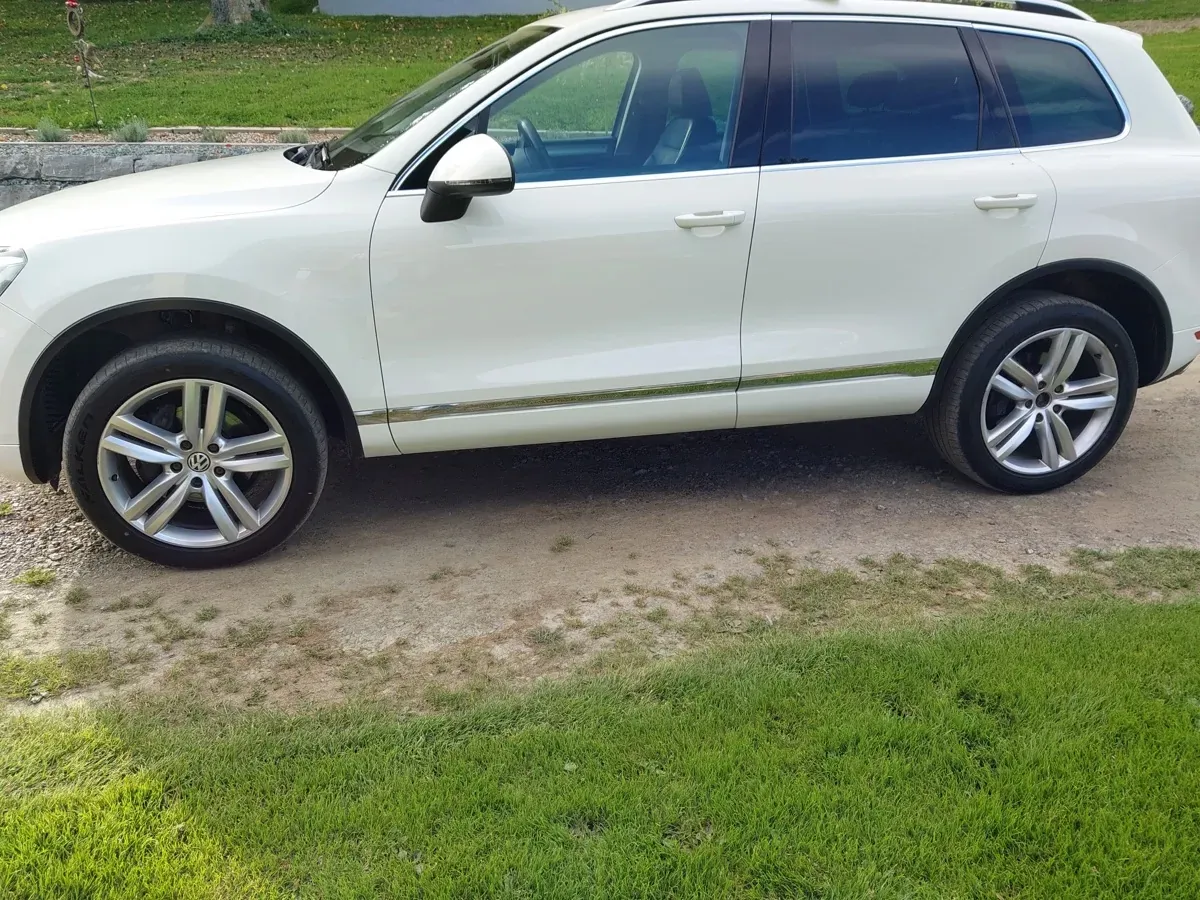 Volkswagen Touareg 2010 photo 3