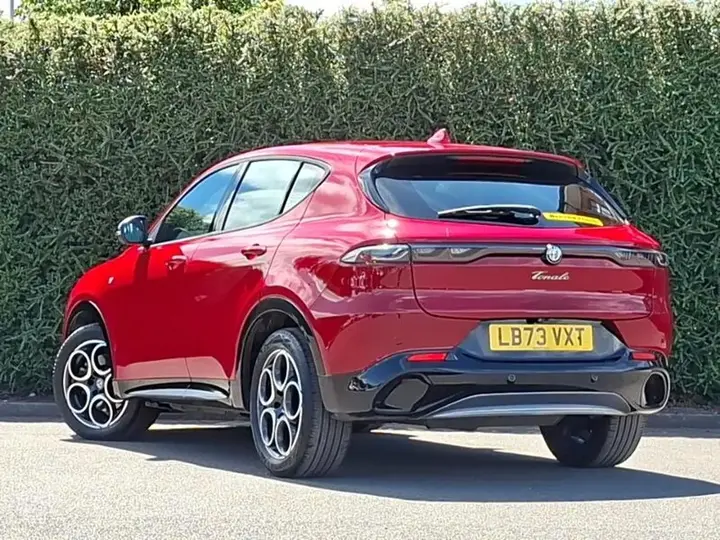 Alfa Romeo Tonale 2024 photo 2