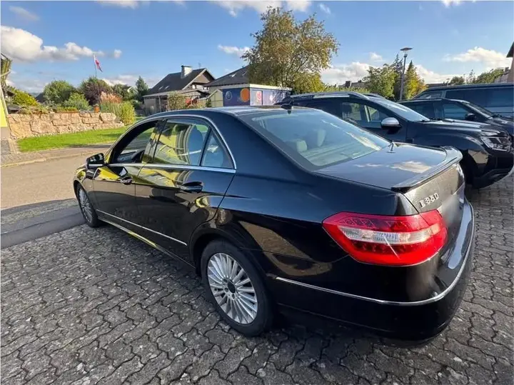 Mercedes-Benz E 350 Cgi