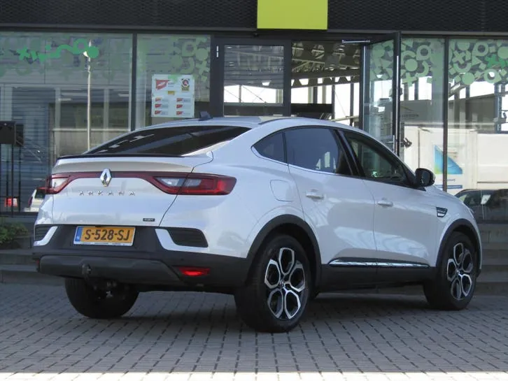 Renault Arkana 2023 photo 2