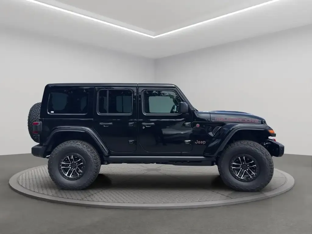 Jeep Wrangler 2026 photo 3