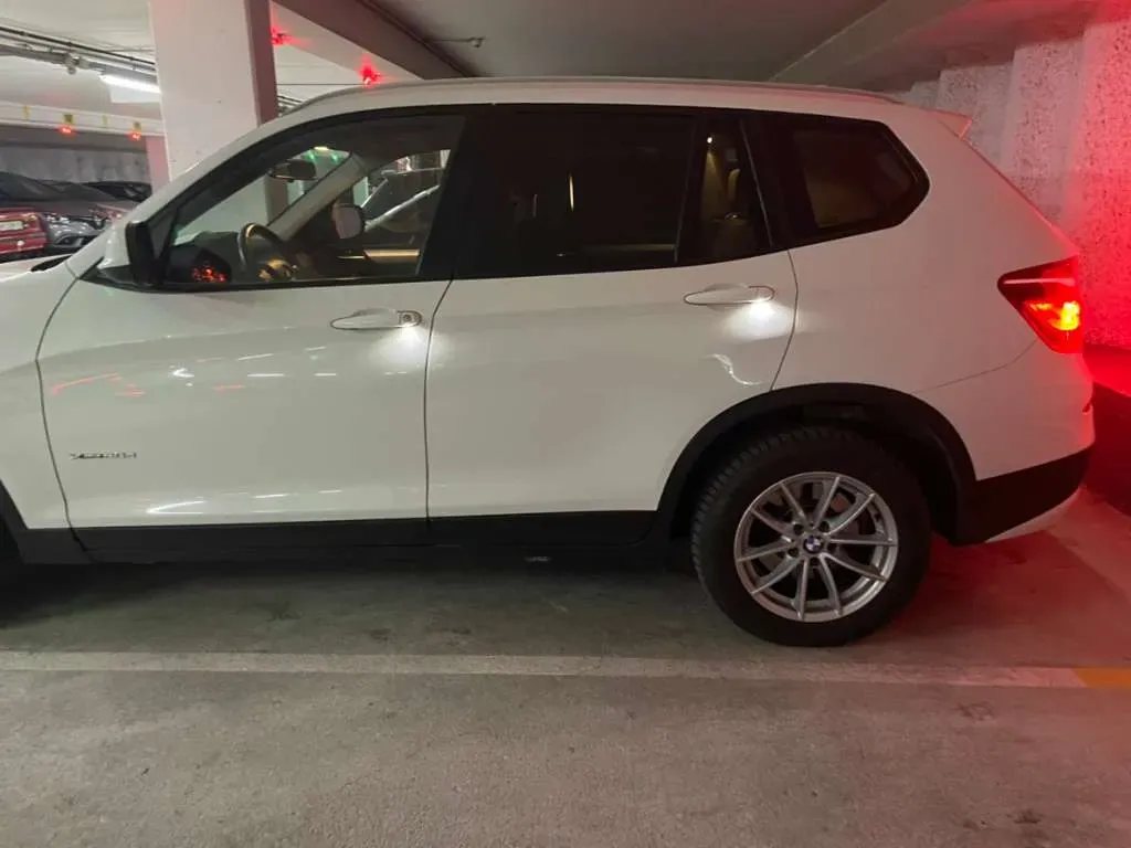 BMW X3 2012 photo 2