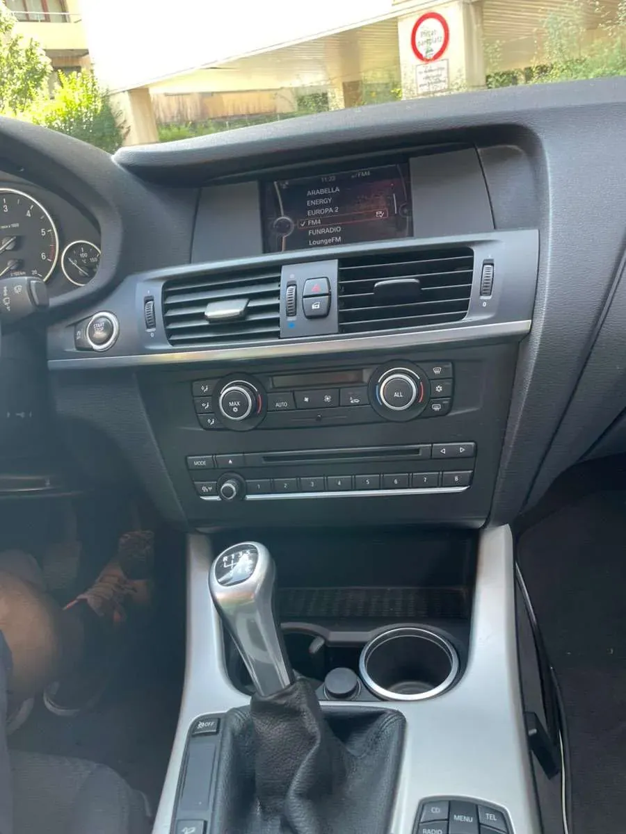 BMW X3 2012 photo 3