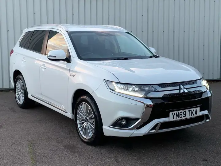 Mitsubishi Outlander 2020 photo 4