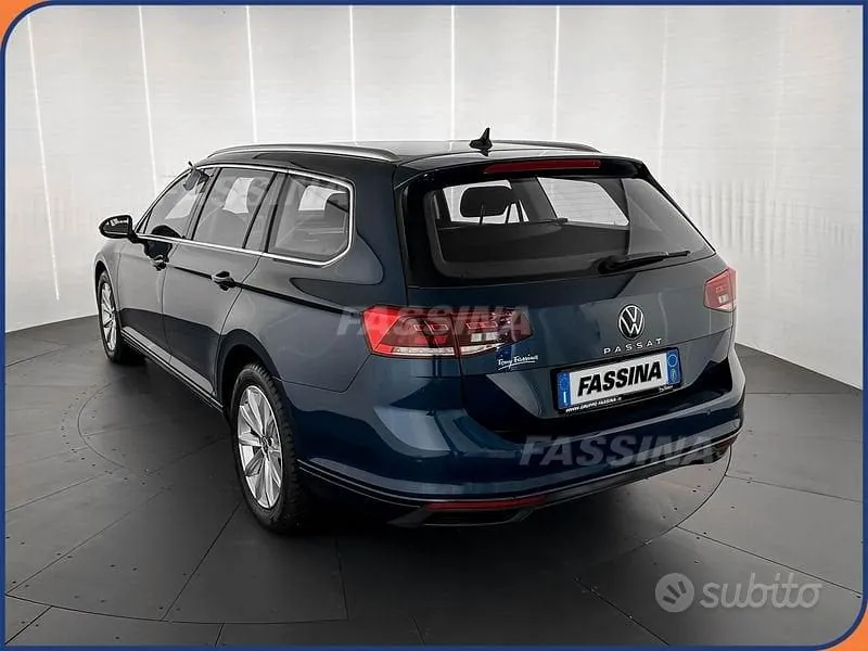 Volkswagen Passat 2022 photo 4