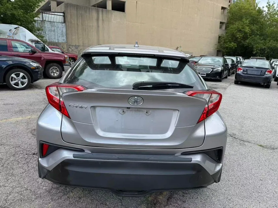 Toyota C-Hr 2018 photo 5