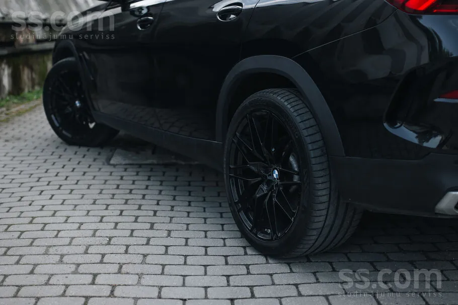 BMW X6 2021 photo 2