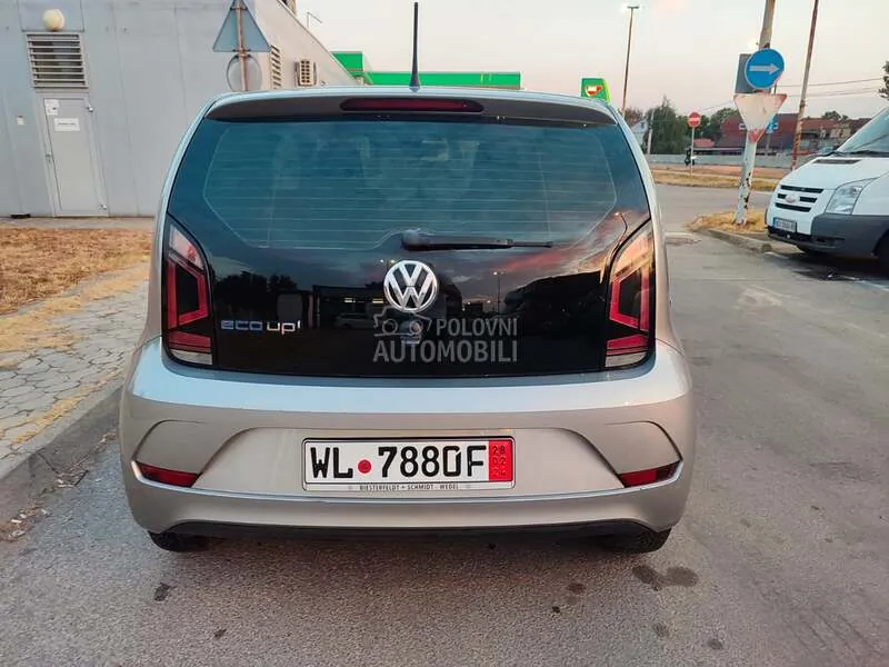 Volkswagen Up 2018 photo 5